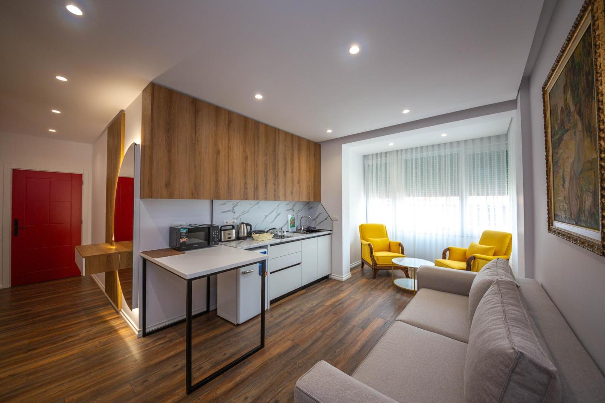 Apartment Downtown Boutique Tirana