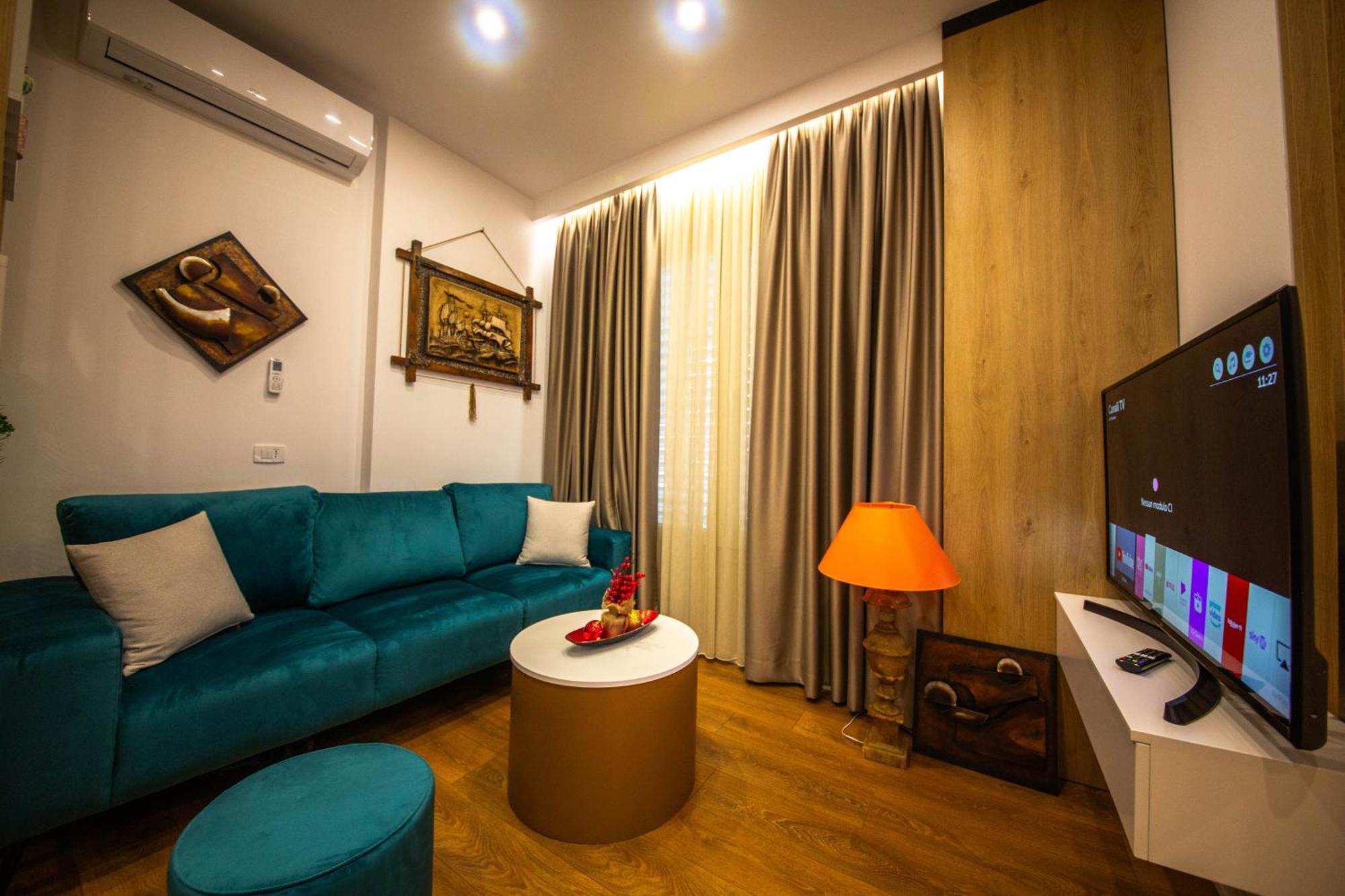 Downtown Boutique Apartment